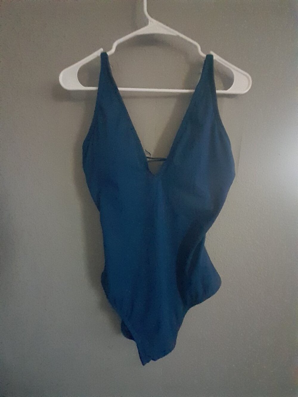 TAE ROYAL BLUE ONE PIECE  sculpting swimsuit SIZE LARGE